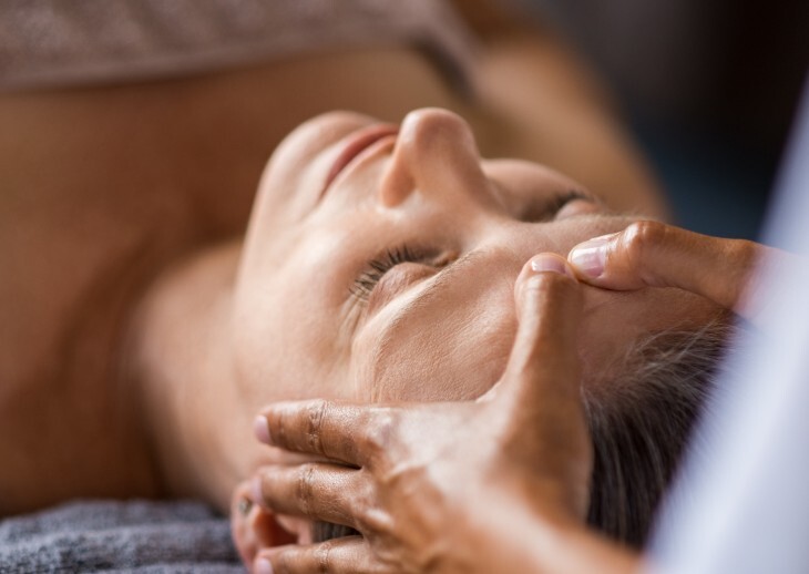 Stretching facial anti-âge